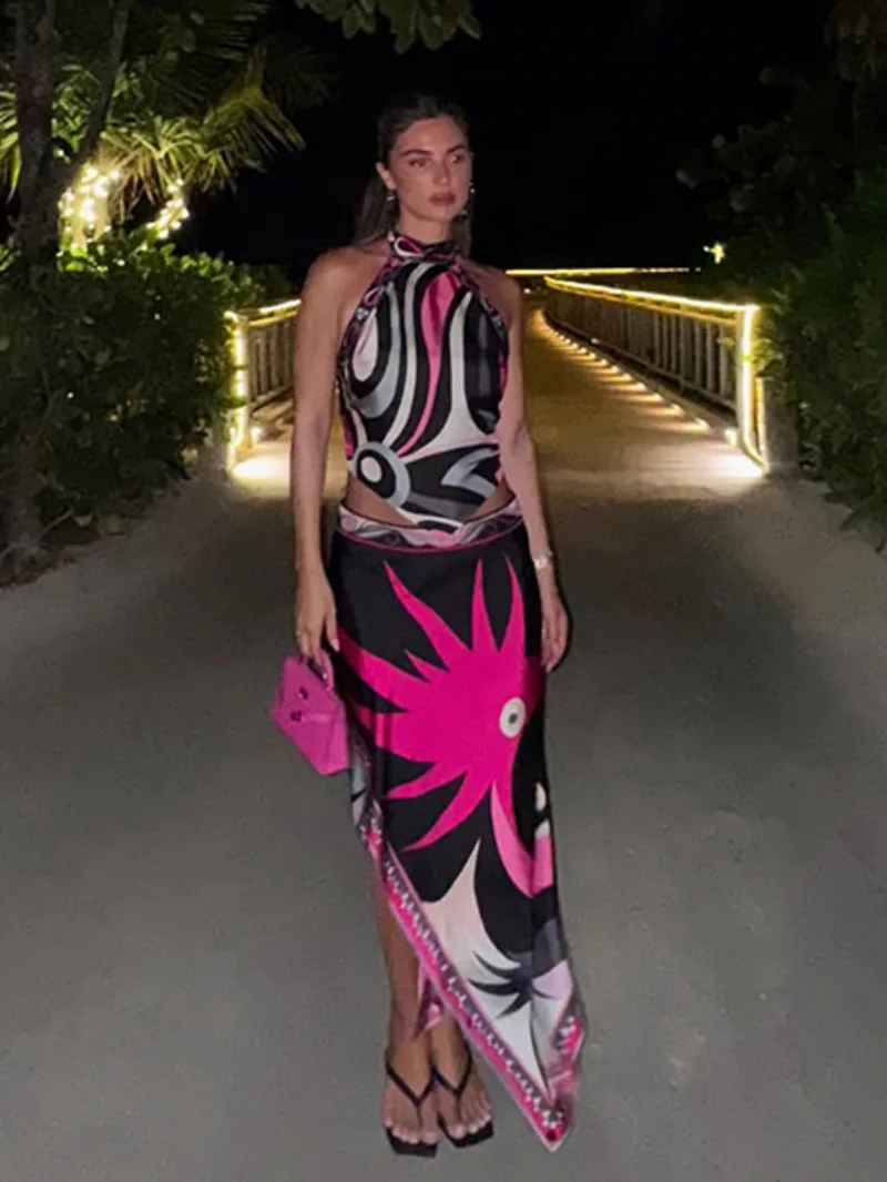 Sexy Printed Halter Top Irregular Skirt Set Women Fashionable Sleeveless Backless Shirt High Waist Skirts Suit Lady Chic CCC9
Sexy Printed Halter Top Irregular Skirt Set Women Fashionable Sleeveless Backless Shirt High Waist Skirts Suit Lady Chic CCC9