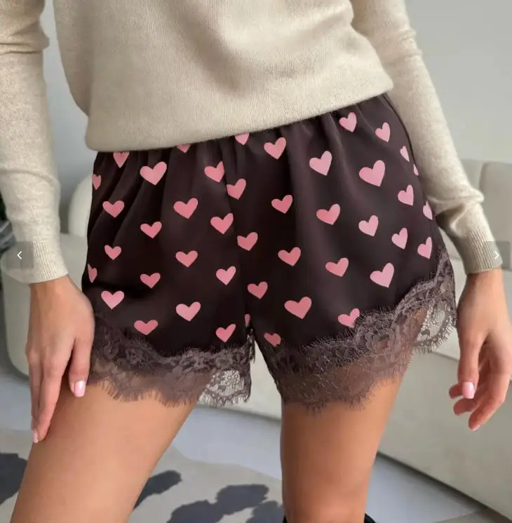Женские шорты с кружевным подолом, повседневные однотонные широкие шорты с эластичной резинкой на талии, летние штаны
Женские шорты с кружевным подолом, повседневные однотонные широкие шорты с эластичной резинкой на талии, летние штаны