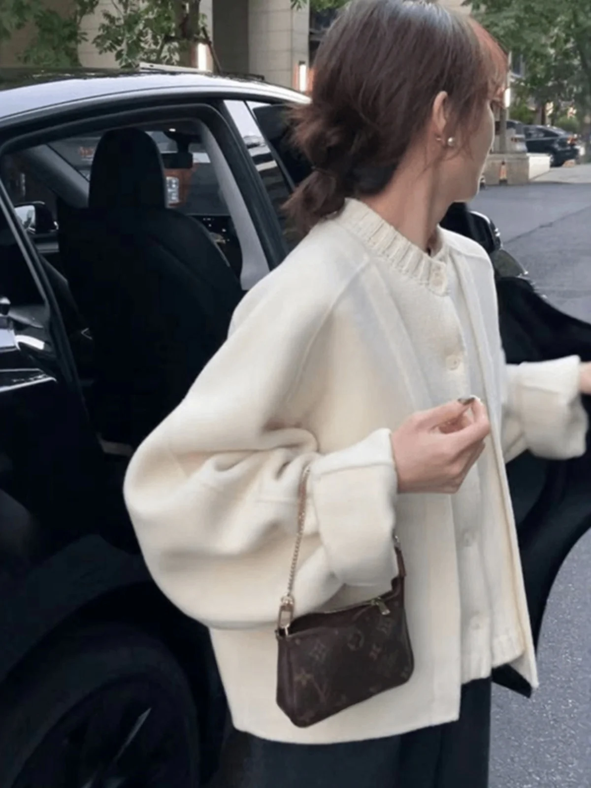 Korean Style Short Double-Faced Knitted Woolen Coat Women's Winter Loose Warm Casual Outerwear Xiaohanjia Brand Commute
Korean Style Short Double-Faced Knitted Woolen Coat Women's Winter Loose Warm Casual Outerwear Xiaohanjia Brand Commute