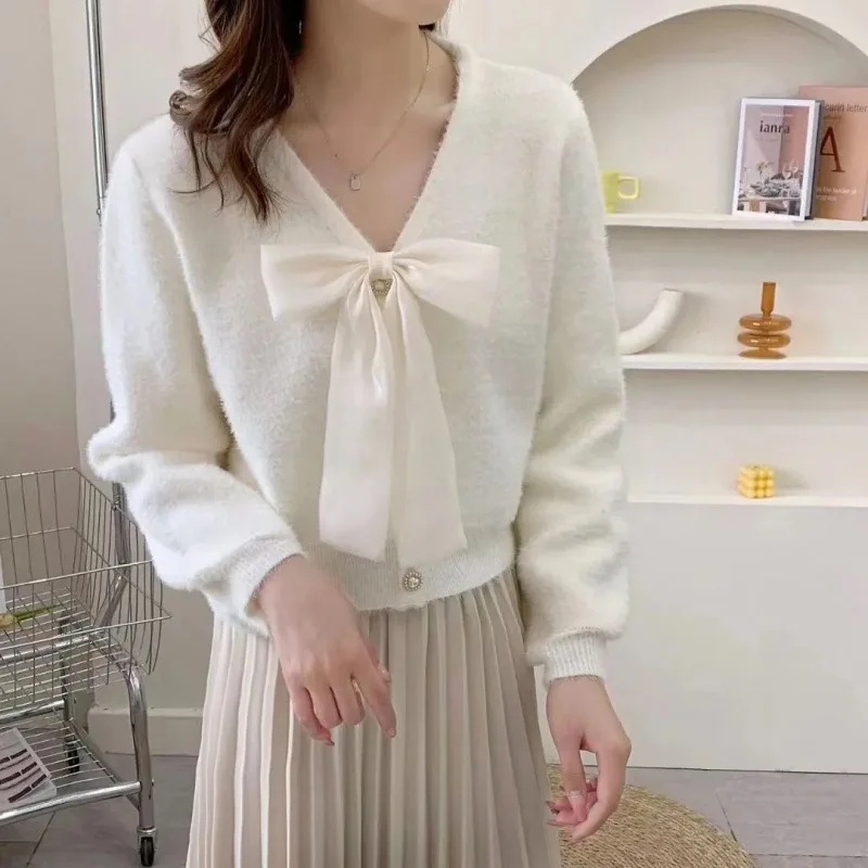 Xiaoxiangfeng Jacket 2023 New Spring And Autumn Velvet Women's Sweater Knitted Cardigan Short Top, Stylish Imitation Mink Wool
Xiaoxiangfeng Jacket 2023 New Spring And Autumn Velvet Women's Sweater Knitted Cardigan Short Top, Stylish Imitation Mink Wool