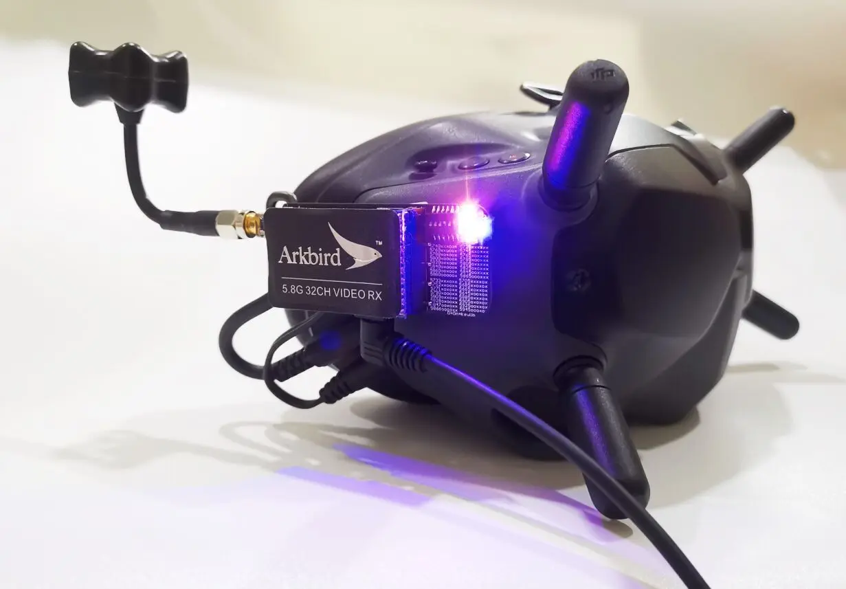 Digital to analog Power Module Receiver SKYZONE such as Furious/Realacc, Goggles/Fatshark
Digital to analog Power Module Receiver SKYZONE such as Furious/Realacc, Goggles/Fatshark