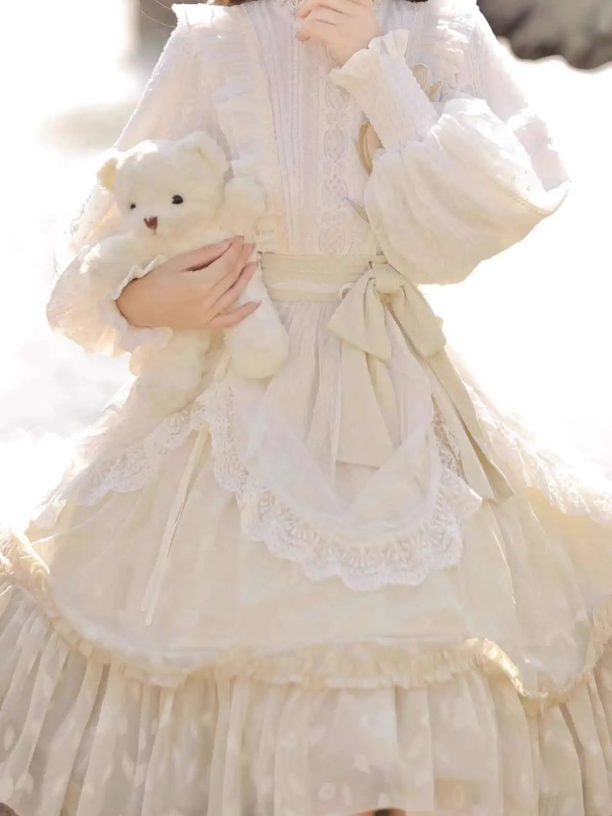 New Lolita Elegant Young Girl Western Style Clothes OP Lace Sweet Princess Long Sleeves Daily Dress Halloween Cos Cosplay
New Lolita Elegant Young Girl Western Style Clothes OP Lace Sweet Princess Long Sleeves Daily Dress Halloween Cos Cosplay