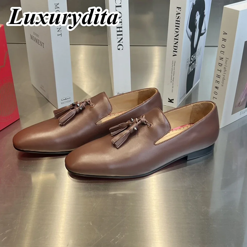 Top High Quality Mens Trendy Casual Shoes Luxury Mens Real Leather Shoes Size 38-48 Designr Red Soled Business dress Shoes H0946
Top High Quality Mens Trendy Casual Shoes Luxury Mens Real Leather Shoes Size 38-48 Designr Red Soled Business dress Shoes H0946