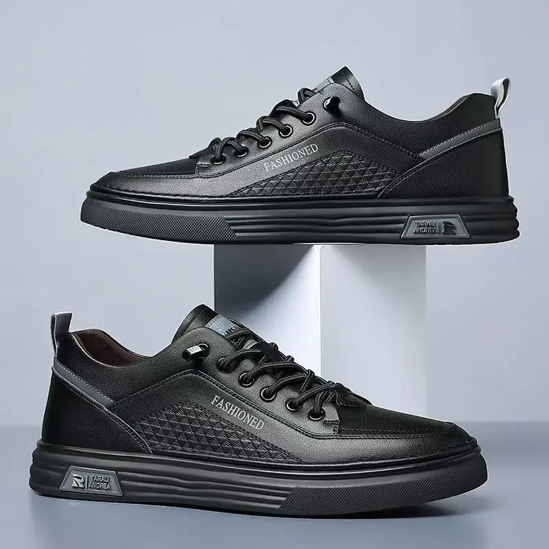 Spring Summer New Board Shoes for Man Solid Color Fashion Business Casual Leather Sneakers Male Lace Free Designer Shoe Men
Spring Summer New Board Shoes for Man Solid Color Fashion Business Casual Leather Sneakers Male Lace Free Designer Shoe Men