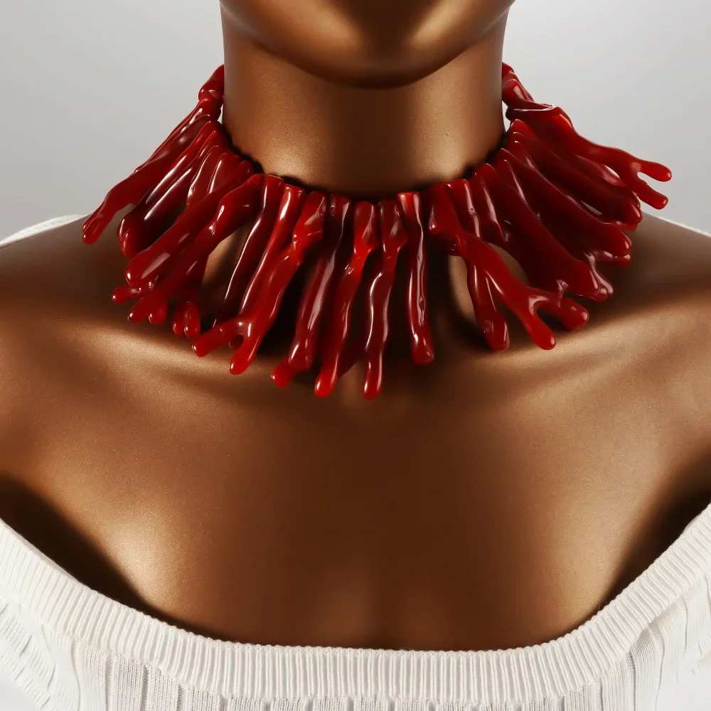 Red coral necklace women irregularly shaped charm exaggerated women accessories 2025 wedding banquet party wear
Red coral necklace women irregularly shaped charm exaggerated women accessories 2025 wedding banquet party wear