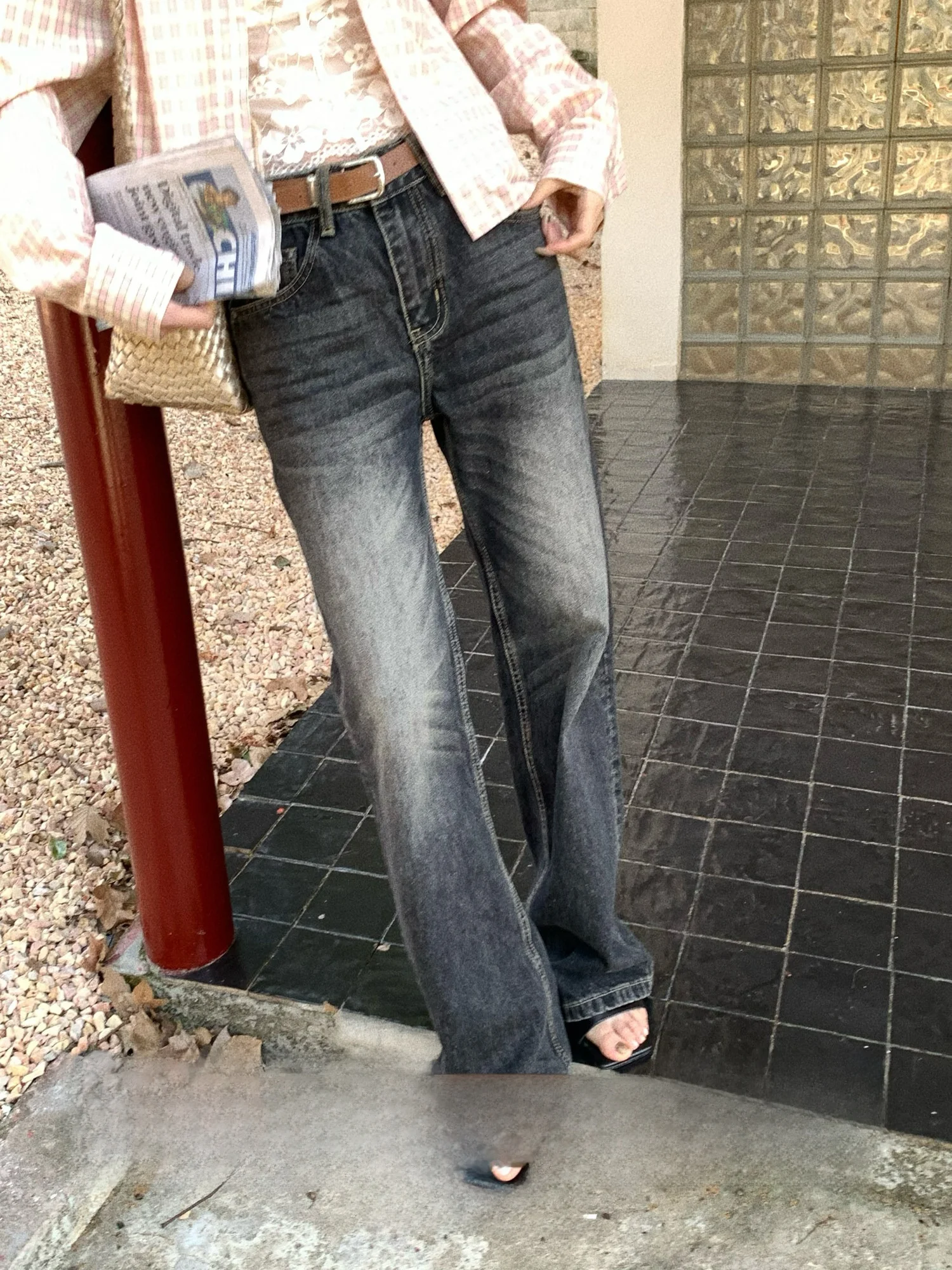 Retro Sle Faded ey Straight Leg Jeans Women's Slim Fit High Waist Cotton Denim Pants Spring Season Casual High Waist
Retro Sle Faded ey Straight Leg Jeans Women's Slim Fit High Waist Cotton Denim Pants Spring Season Casual High Waist