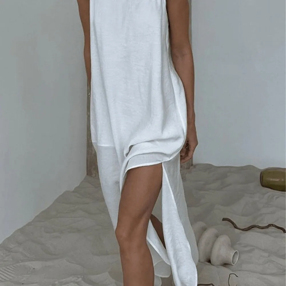 Casual V Neck Long Dress White Sleeveless Backless Dress Loose Straight Dress Women Summer
Casual V Neck Long Dress White Sleeveless Backless Dress Loose Straight Dress Women Summer
