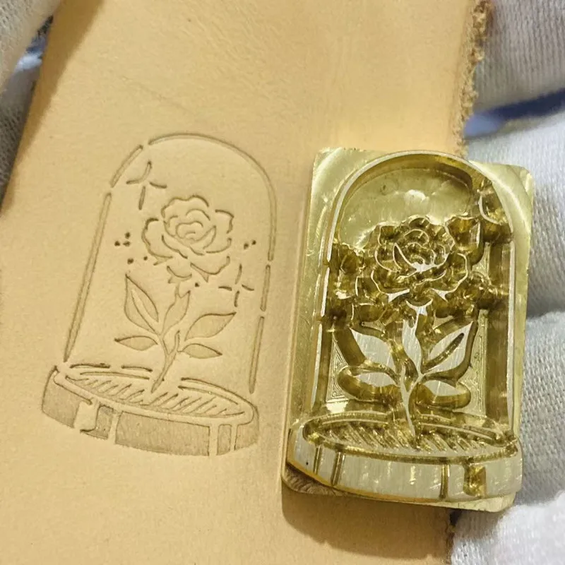 30mm Brass Rose Embossing Stamp – Leather Hot Foil Die with M5 Screw for Belt Wallet & DIY Craft
30mm Brass Rose Embossing Stamp – Leather Hot Foil Die with M5 Screw for Belt Wallet & DIY Craft