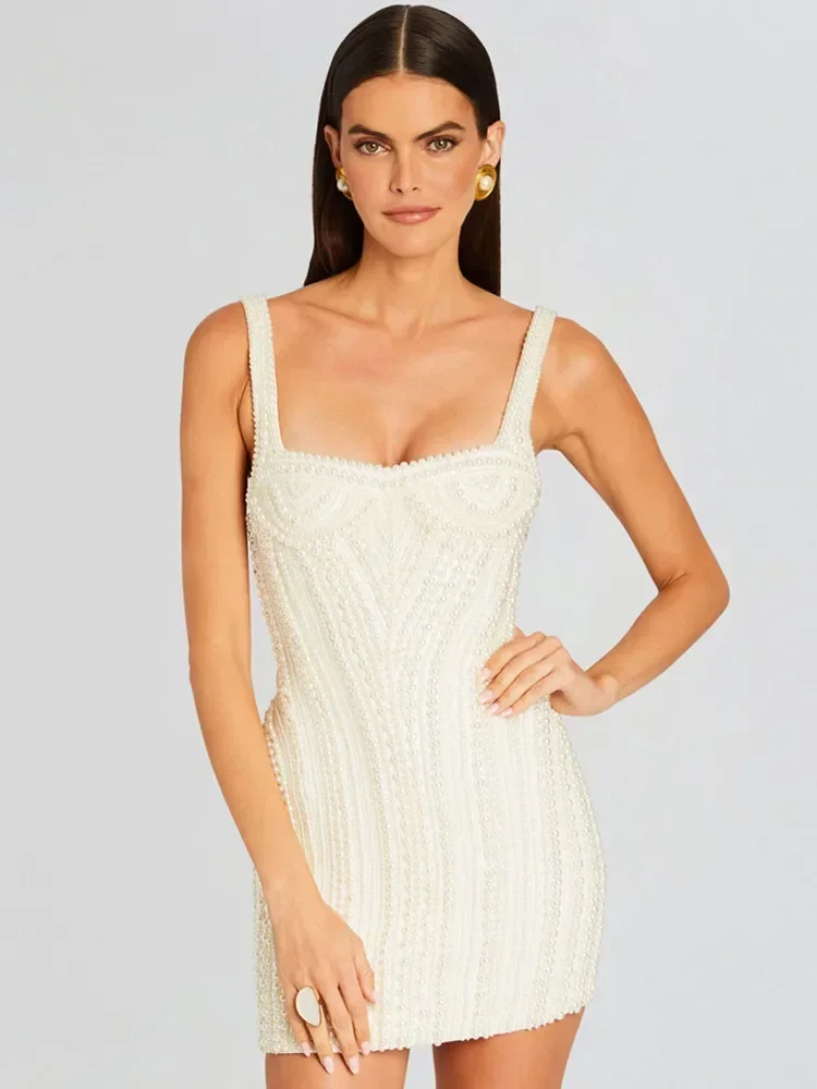 New Summer Luxury Designer White Pearl Studded Tank Square Collar Bodycon Mini Bandage Dresses Women Evening Club Party Garment
New Summer Luxury Designer White Pearl Studded Tank Square Collar Bodycon Mini Bandage Dresses Women Evening Club Party Garment