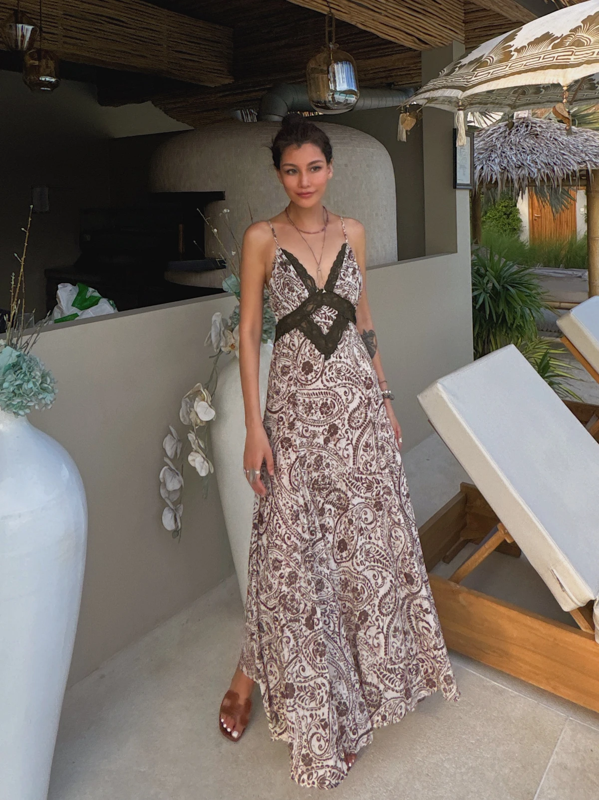 Limited Edition Bohemian Style Lace Hollow out Patchwork Cut Snake Print V Neck Strap Long Dress Brownish Yellowish Green
Limited Edition Bohemian Style Lace Hollow out Patchwork Cut Snake Print V Neck Strap Long Dress Brownish Yellowish Green