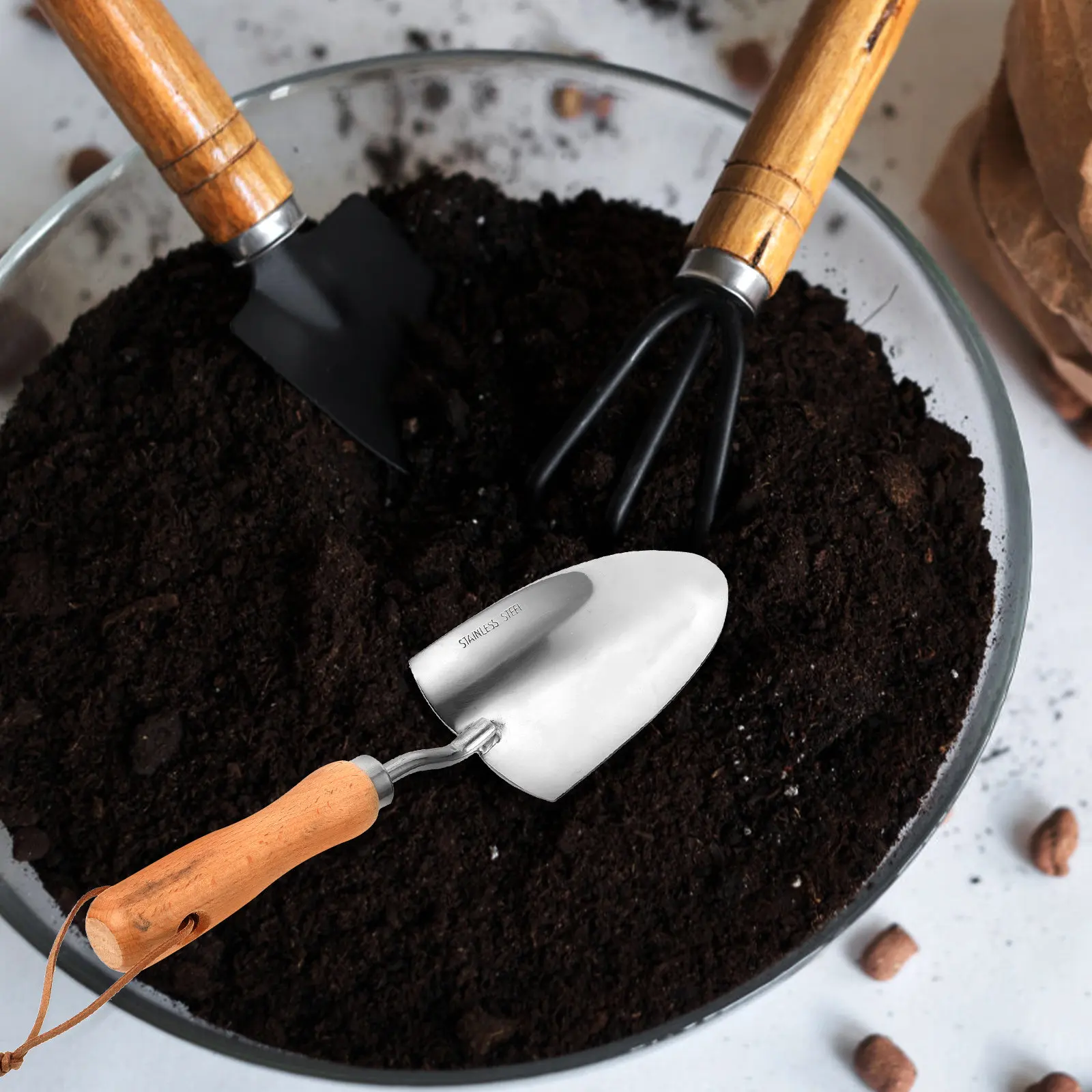 Small Gardening Shovel Stainless Steel Wood Handle Portable Garden Hand Trowel Tool for Digging Planting Transferring Soil
Small Gardening Shovel Stainless Steel Wood Handle Portable Garden Hand Trowel Tool for Digging Planting Transferring Soil
