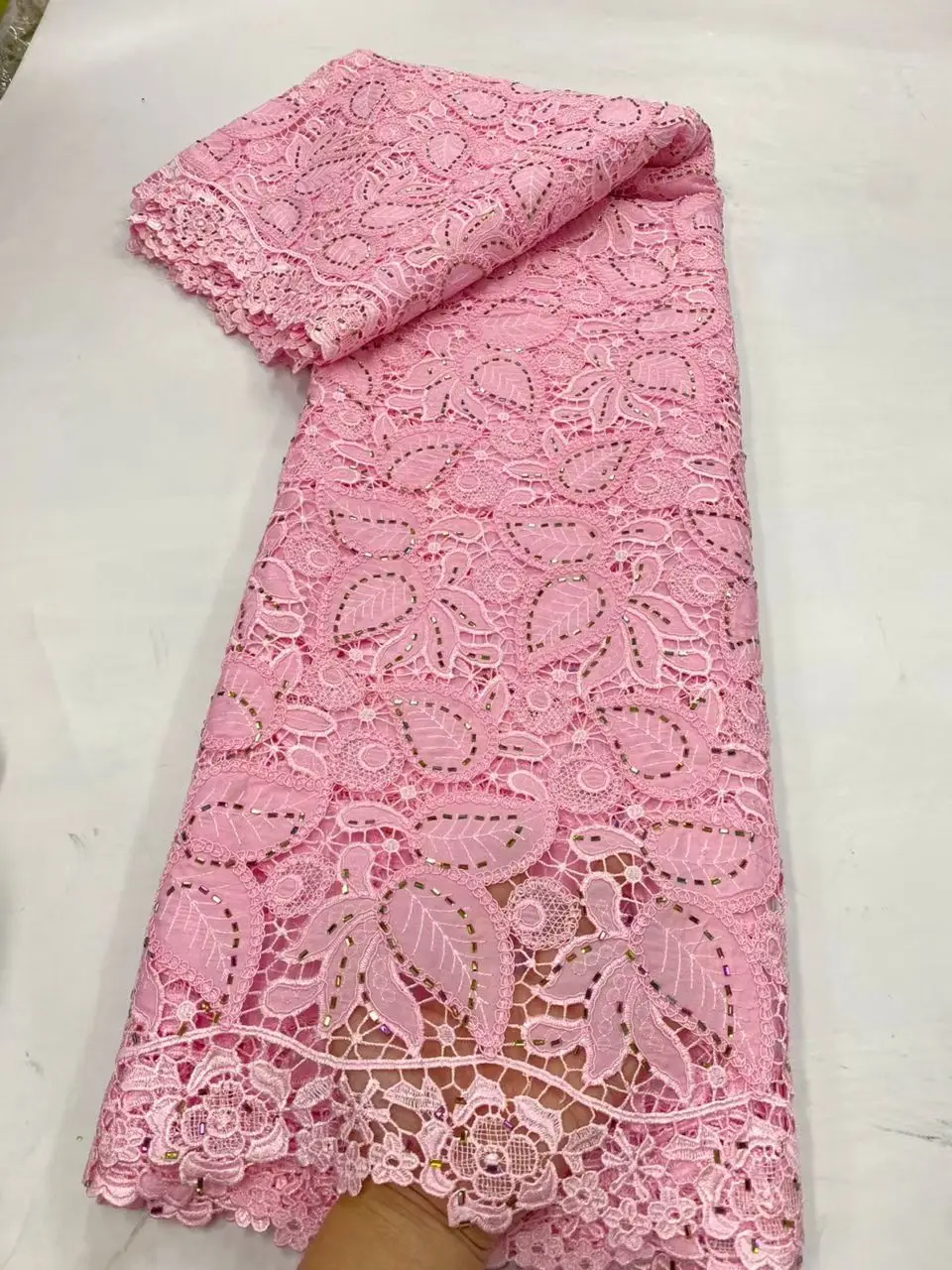 2026 High Quality African Nigerian Tulle Lace Fabric Sequins for Wedding Dress Chiffon Party Guipure Sewing cotton 5Yard JL571
2026 High Quality African Nigerian Tulle Lace Fabric Sequins for Wedding Dress Chiffon Party Guipure Sewing cotton 5Yard JL571
