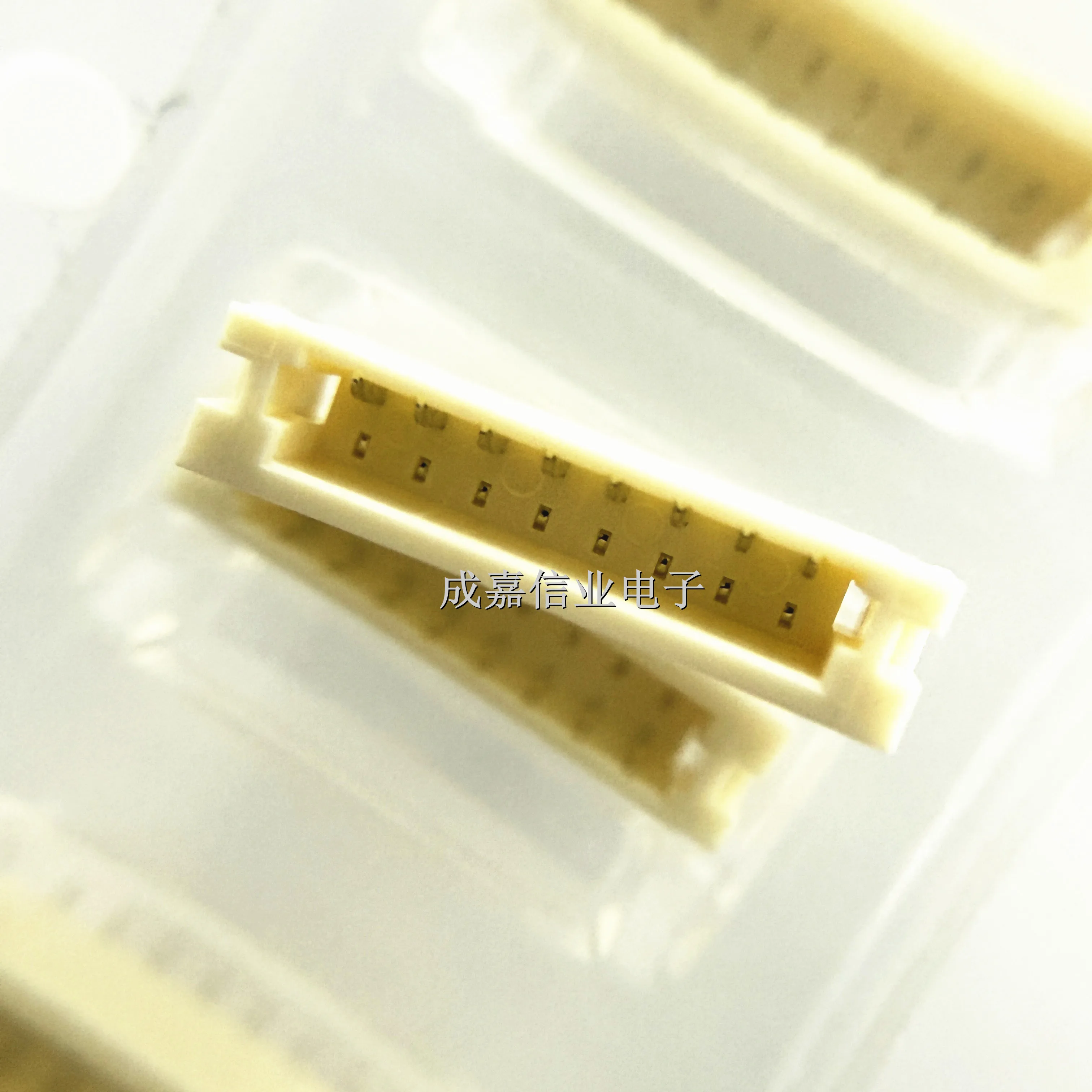 10 шт./лот BM08B-SURS-TF(LF)(SN) 0,8 мм 8pin 30 В 500 мА автомобильные разъемы Рабочая температура;-25 ℃ ~+85 ℃
10 шт./лот BM08B-SURS-TF(LF)(SN) 0,8 мм 8pin 30 В 500 мА автомобильные разъемы Рабочая температура;-25 ℃ ~+85 ℃