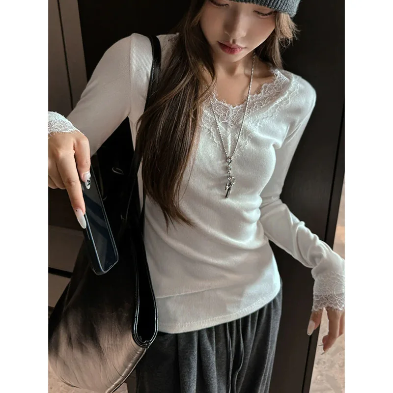 Sexy Lace Spliced V-neck Sweaters Women Black White Long Sleeved Knitted T-shirts for Autumn Casual Comfy Soft Bottoming Tops
Sexy Lace Spliced V-neck Sweaters Women Black White Long Sleeved Knitted T-shirts for Autumn Casual Comfy Soft Bottoming Tops
