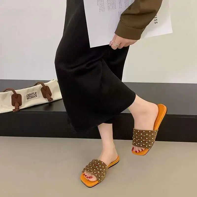 2026 Summer flat sandals for women stylish and beautiful versatile and elegant casual beach sandals for relaxation
2026 Summer flat sandals for women stylish and beautiful versatile and elegant casual beach sandals for relaxation
