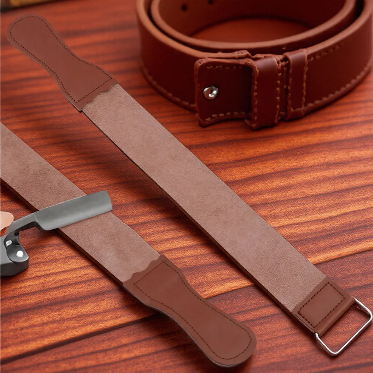Leather Handle Straight Razor Folding Sharpener for Barbers Professional Sharpening Tool Durable Belt Attachment
Leather Handle Straight Razor Folding Sharpener for Barbers Professional Sharpening Tool Durable Belt Attachment