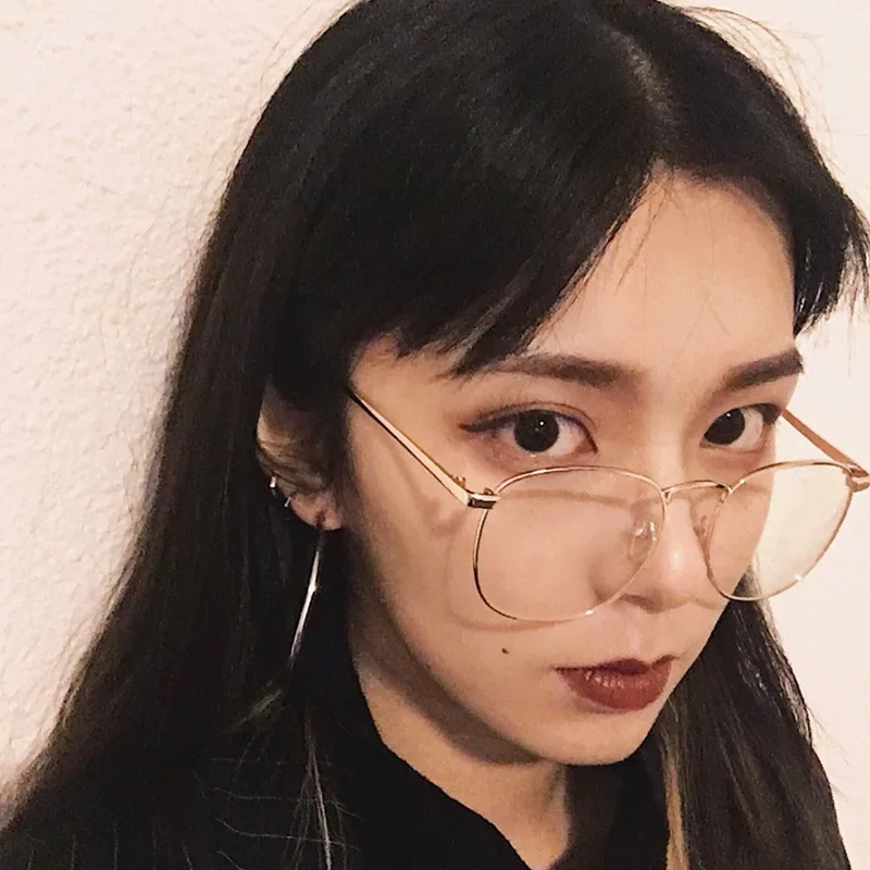 Shinjuku Retro Glasses Frame Girl Ins No Makeup Plain Glasses Men Eyewear Cute Decorative Computer Glasses
Shinjuku Retro Glasses Frame Girl Ins No Makeup Plain Glasses Men Eyewear Cute Decorative Computer Glasses