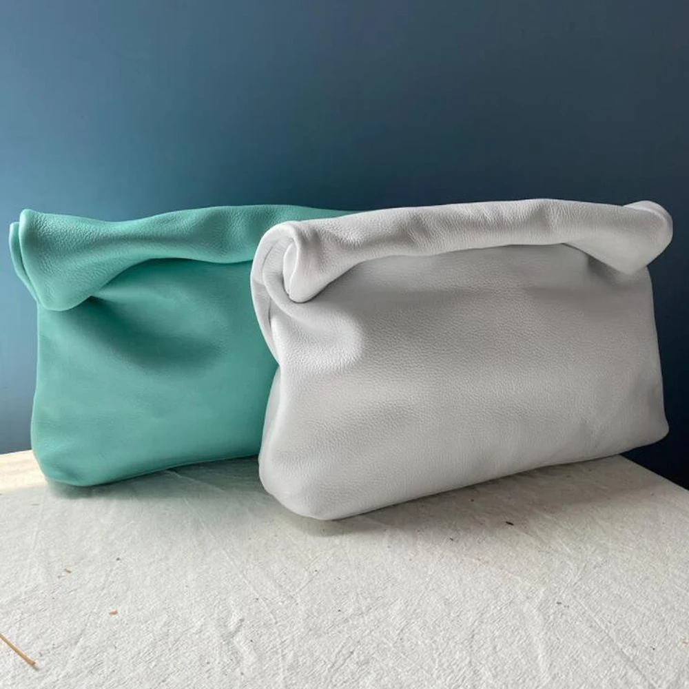 100% genuine leather Cowhide Handbag High Quality Leather Women's Foldable Designer Handbag Simple Magnet Handle Bags
100% genuine leather Cowhide Handbag High Quality Leather Women's Foldable Designer Handbag Simple Magnet Handle Bags