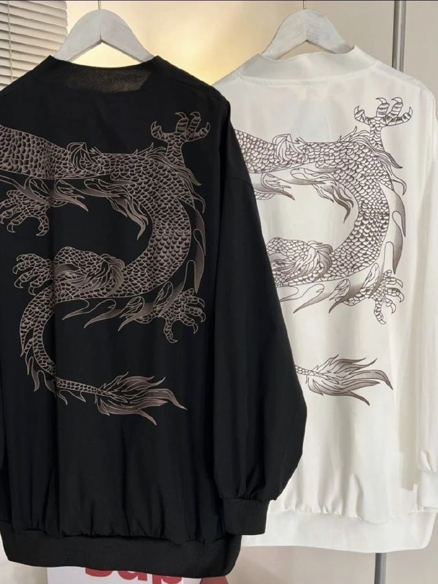 Модный дракон, оверсайз-джат, повседневное тонкое солнцезащитное пальто с принтом, универсальное пальто для отдыха, крутое социальное сеть, знаменитое пальто для...
Модный дракон, оверсайз-джат, повседневное тонкое солнцезащитное пальто с принтом, универсальное пальто для отдыха, крутое социальное сеть, знаменитое пальто для...