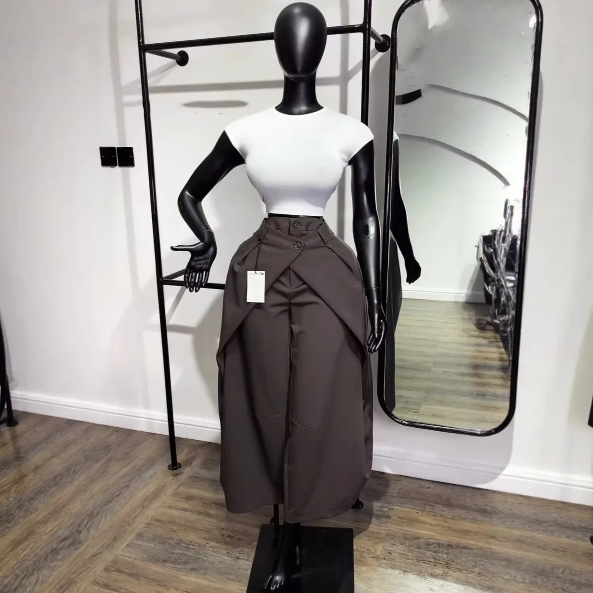 Women Baggy Pants High Waist Trousers Solid Wide Leg Pants Wrap Front Black Pleated Tailored Loose Fit Full Length Elegant
Women Baggy Pants High Waist Trousers Solid Wide Leg Pants Wrap Front Black Pleated Tailored Loose Fit Full Length Elegant
