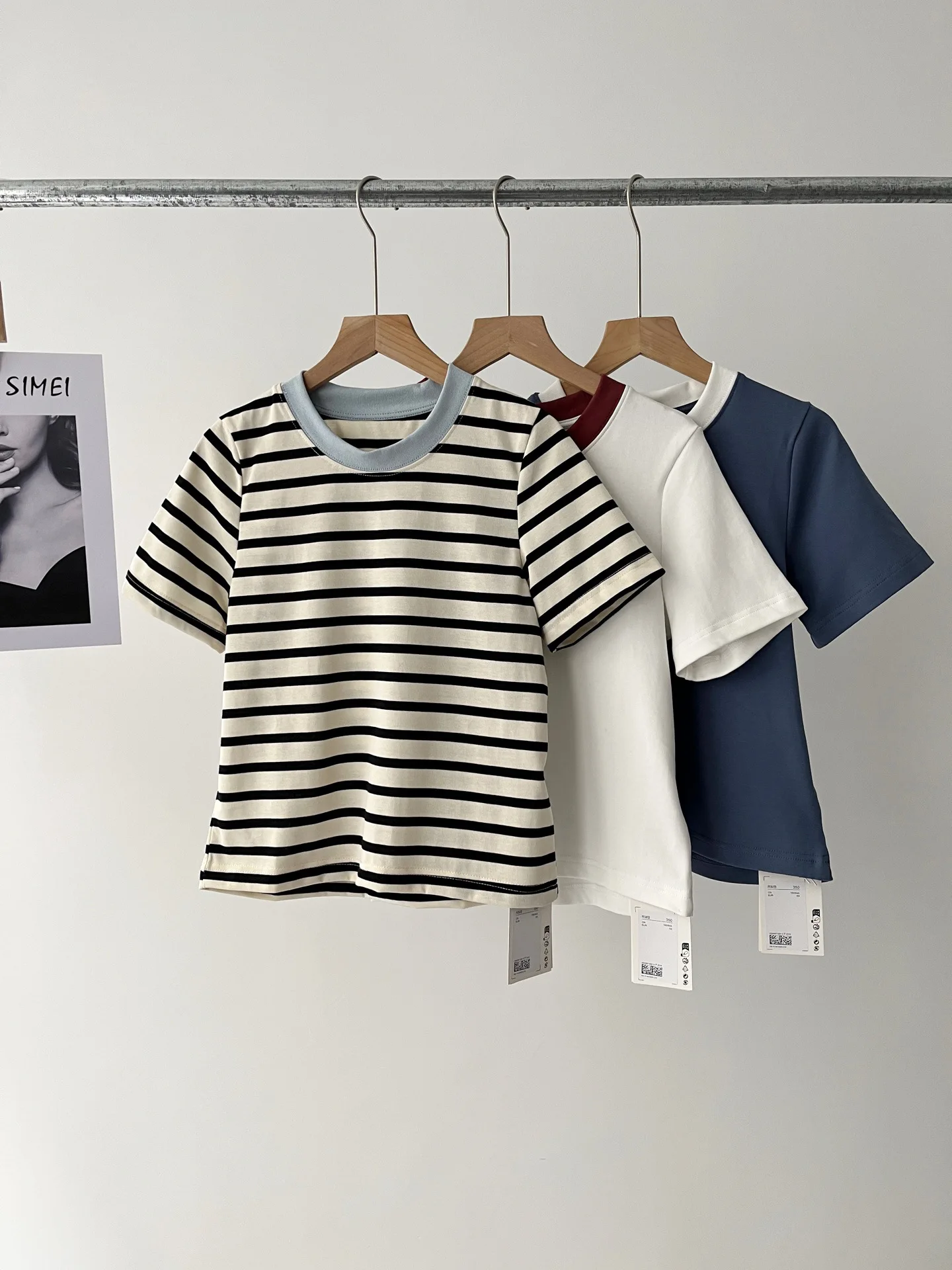 Short Sleeve Tee Top for Women Cotton Striped or Solid Color Fashion Pullover T-shirt For Spring & Fall, Women's Clothing
Short Sleeve Tee Top for Women Cotton Striped or Solid Color Fashion Pullover T-shirt For Spring & Fall, Women's Clothing