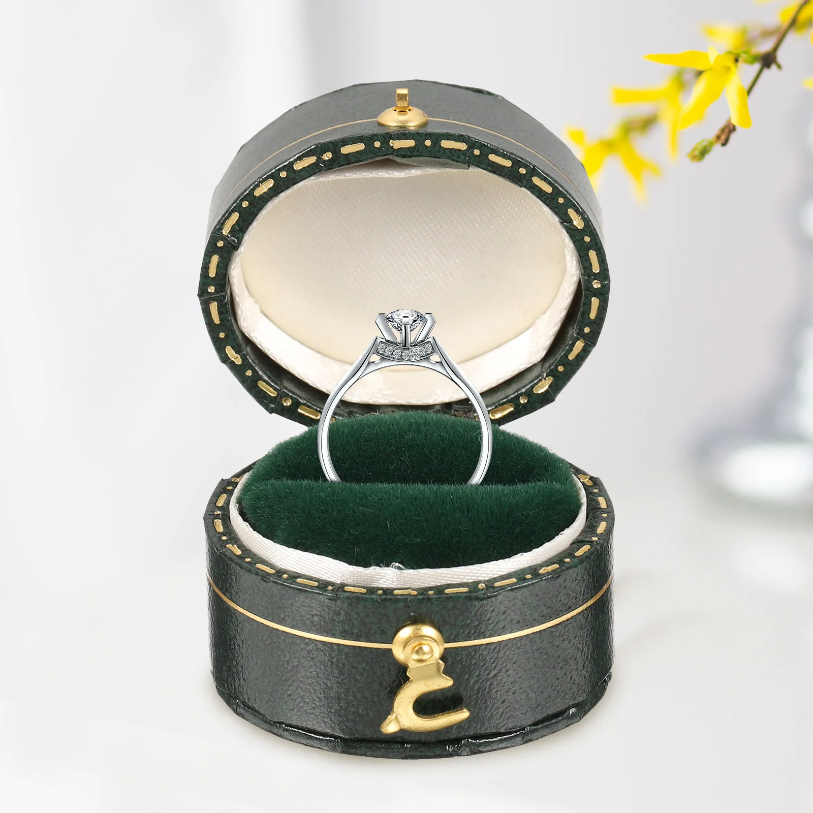 Jewelry Holder Ring Box Travel Pillow Creative Shaped Boxes Bracelet Square Storage Case Green Skin Cases for Women
Jewelry Holder Ring Box Travel Pillow Creative Shaped Boxes Bracelet Square Storage Case Green Skin Cases for Women