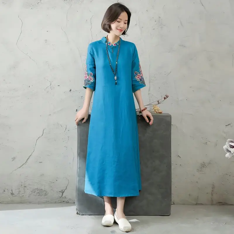 2025 chinese style lady round collar improved cheongsam ao dai dress women embroidered casual daily cotton linen qipao dress
2025 chinese style lady round collar improved cheongsam ao dai dress women embroidered casual daily cotton linen qipao dress