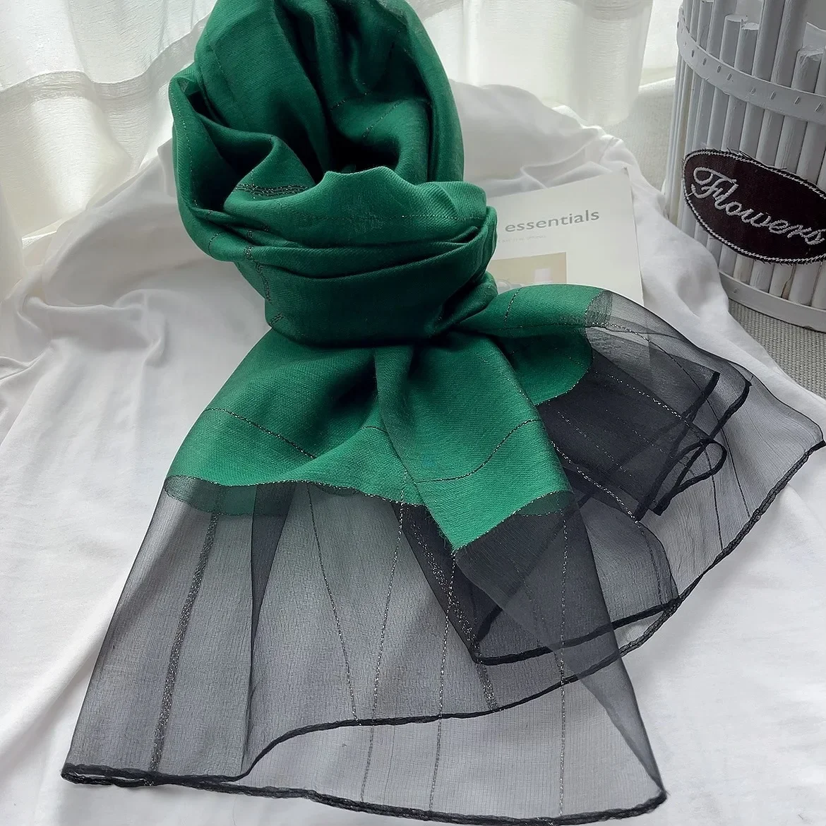 Mulberry Silk Long Scarf for Women, Spring Autumn Lightweight Shawl Wrap,Elegant Luxury Accessory, Solid Color Fashion Versatile
Mulberry Silk Long Scarf for Women, Spring Autumn Lightweight Shawl Wrap,Elegant Luxury Accessory, Solid Color Fashion Versatile