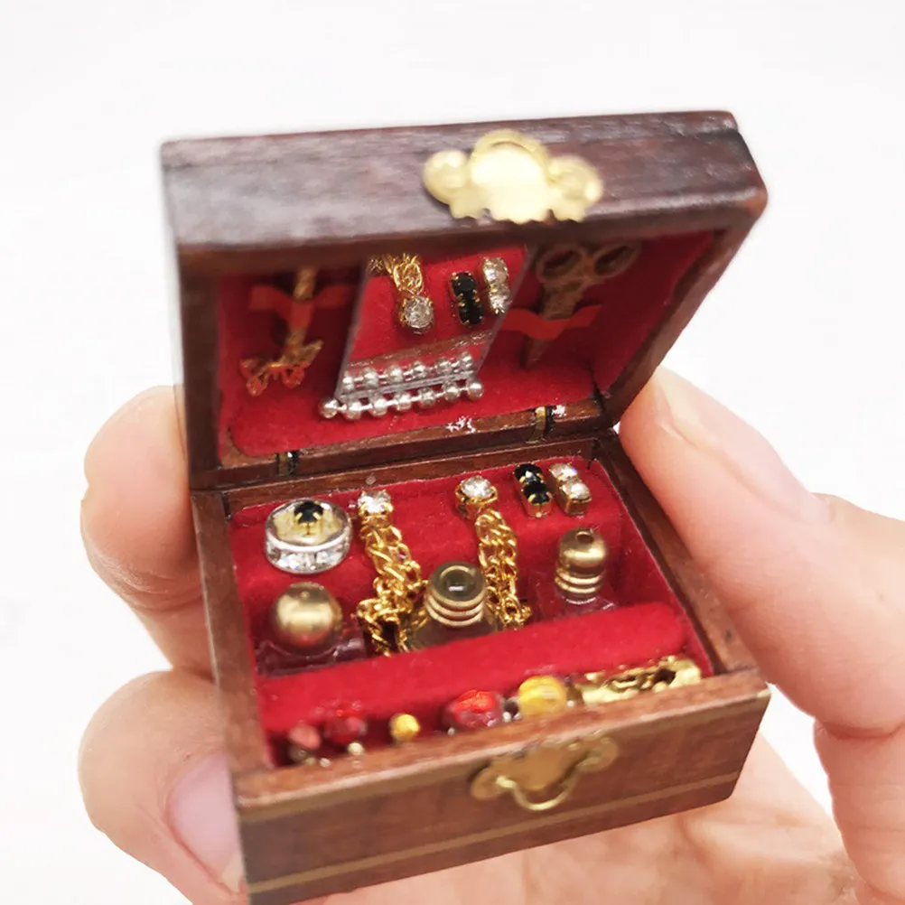 Mini Wooden Jewelry Box Handcrafted Solid Wood Miniature Treasure Chest Decor for Dollhouse Furniture Scene Display Photo Prop
Mini Wooden Jewelry Box Handcrafted Solid Wood Miniature Treasure Chest Decor for Dollhouse Furniture Scene Display Photo Prop