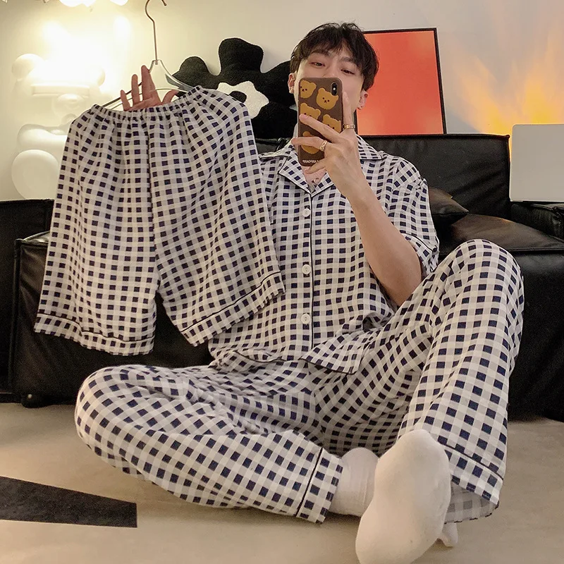 3pcs/set Men's Four Seasons Pajamas Set Men's Cloud Cotton Plaid Cardigan Short-sleeved Long Pants Loose Leisure Homewearman Set
3pcs/set Men's Four Seasons Pajamas Set Men's Cloud Cotton Plaid Cardigan Short-sleeved Long Pants Loose Leisure Homewearman Set
