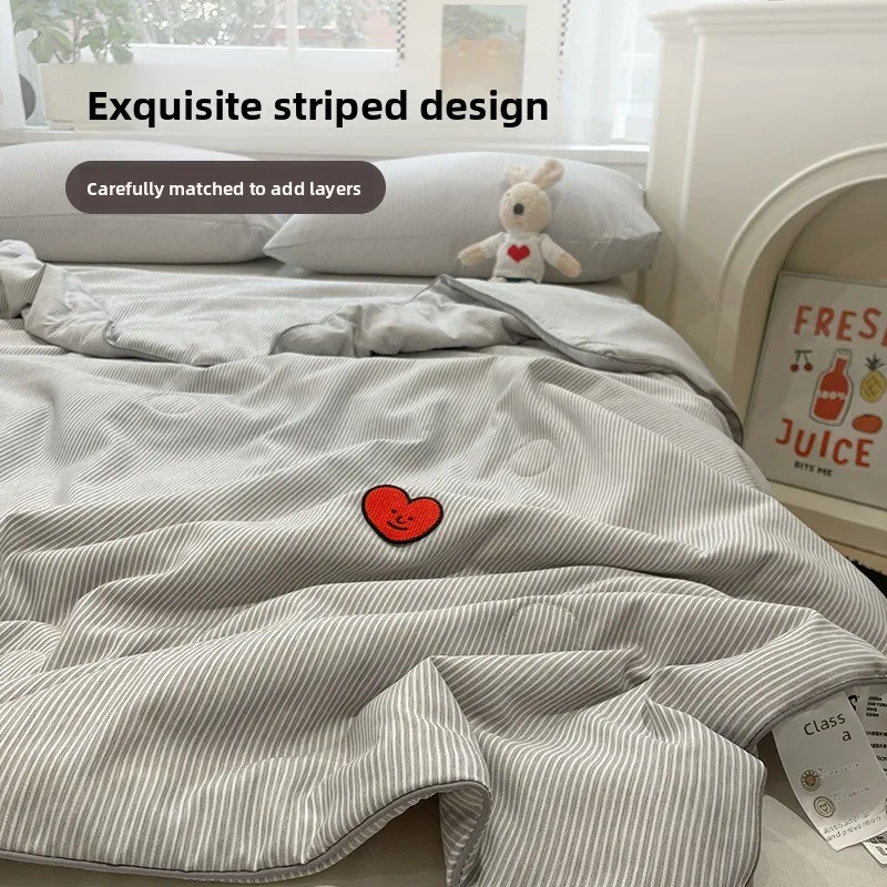 Summer INS Style Plaid Summer Quilt Light Comforter Spring Summer Comforter Suitable for Bedroom Apartment Student Dormitory
Summer INS Style Plaid Summer Quilt Light Comforter Spring Summer Comforter Suitable for Bedroom Apartment Student Dormitory