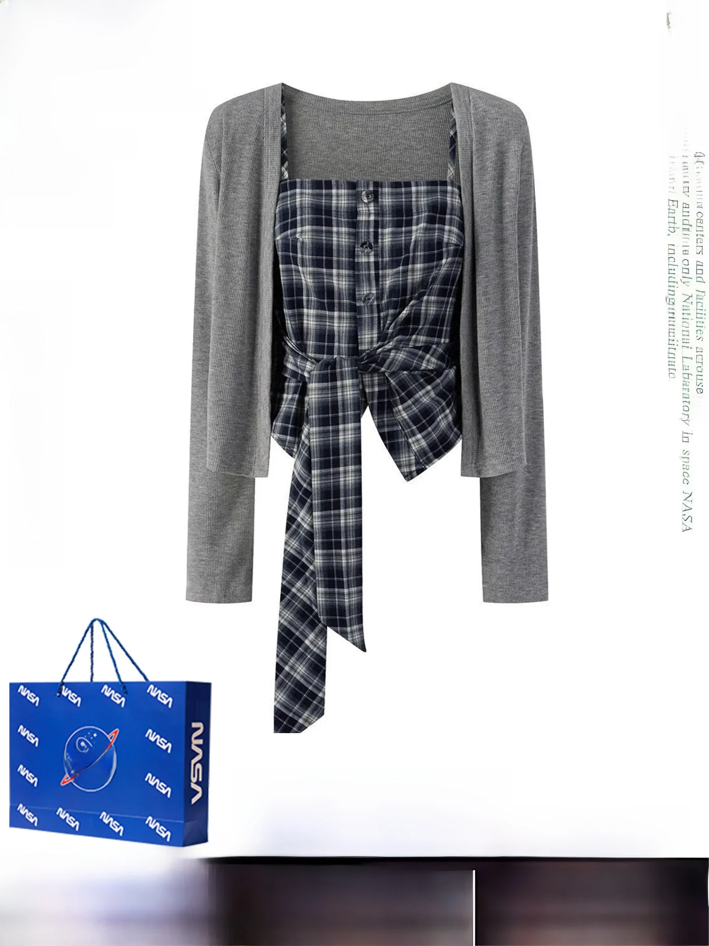 Sweet And Spicy Plaid Strap Vest Women's High-End Feel Open Cardigan Outerwear Two-Piece Fashion Set Early Autumn New Arrival
Sweet And Spicy Plaid Strap Vest Women's High-End Feel Open Cardigan Outerwear Two-Piece Fashion Set Early Autumn New Arrival