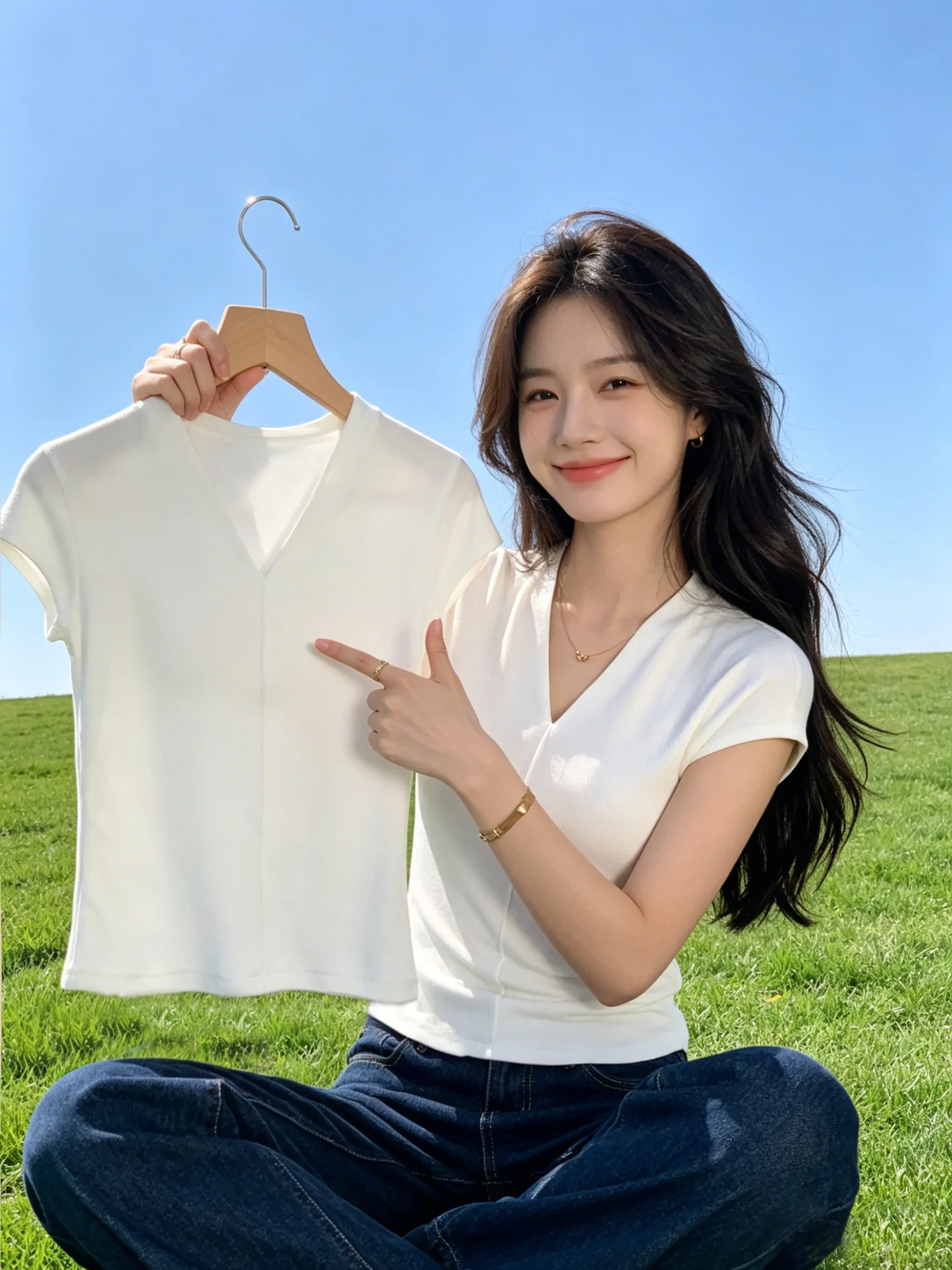 Slim Fit Short Sleeve T-Shirt Women's V-Neck Cotton 95% Summer New Style plus Size Simple Design Shoulder Level Top
Slim Fit Short Sleeve T-Shirt Women's V-Neck Cotton 95% Summer New Style plus Size Simple Design Shoulder Level Top