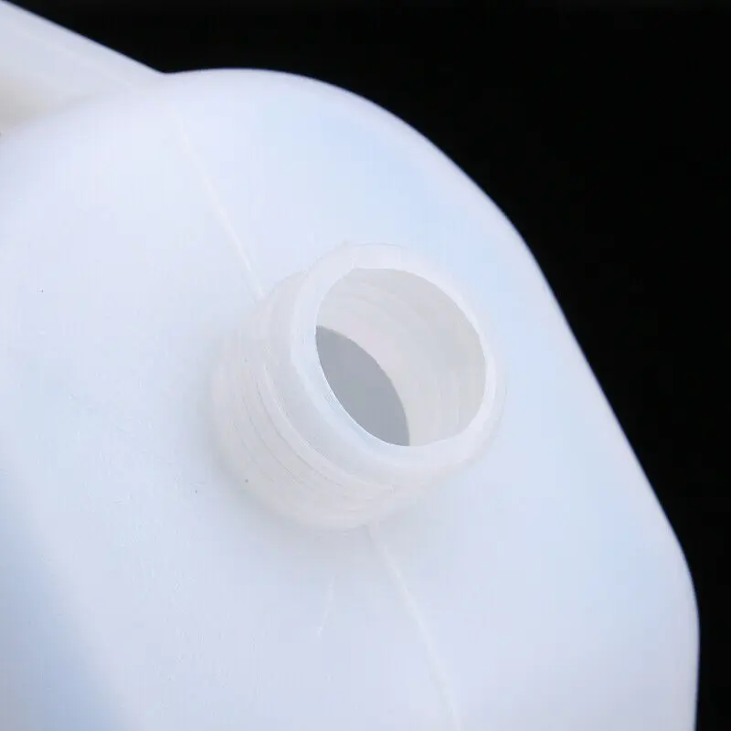 High Quality New Practical Mixing bottle Lawn mower Tank Holder Fuel petrol oil Portable For Chainsaw Trimmers
High Quality New Practical Mixing bottle Lawn mower Tank Holder Fuel petrol oil Portable For Chainsaw Trimmers