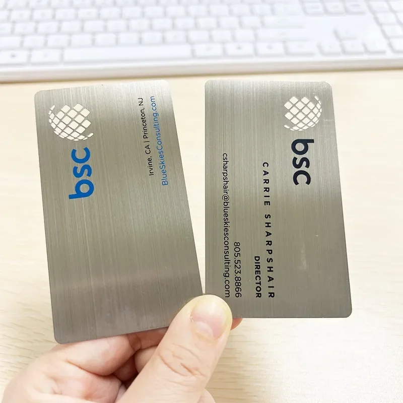 Декоративный держатель для визитных карточек из нержавеющей стали с лазерной гравировкой, металлические визитные карточки, Китай
Декоративный держатель для визитных карточек из нержавеющей стали с лазерной гравировкой, металлические визитные карточки, Китай