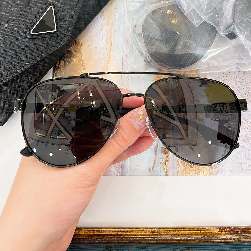 High Street Fashion Men Driving Pilot Style Sunglasses Model54T Alloy Thin Frame Oval Uv400 Lenses Trendy Women Eyewear
High Street Fashion Men Driving Pilot Style Sunglasses Model54T Alloy Thin Frame Oval Uv400 Lenses Trendy Women Eyewear
