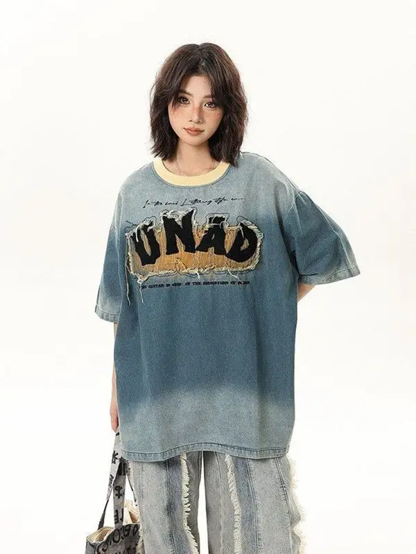 plus Size American Trendy Brand Embroidered round Neck Denim Short Sleeve T-Shirt Women Summer Loose Versatile Half Sleeve Top
plus Size American Trendy Brand Embroidered round Neck Denim Short Sleeve T-Shirt Women Summer Loose Versatile Half Sleeve Top