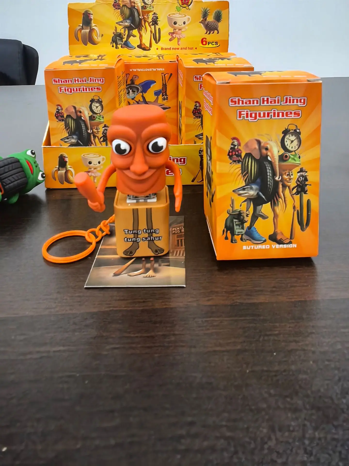 Tung Tung Tung Sahur Sound Toy Creative Button Voice Voice Keychain Pendant Stick Blind Box Set with Card Banana Relieving Toys
Tung Tung Tung Sahur Sound Toy Creative Button Voice Voice Keychain Pendant Stick Blind Box Set with Card Banana Relieving Toys