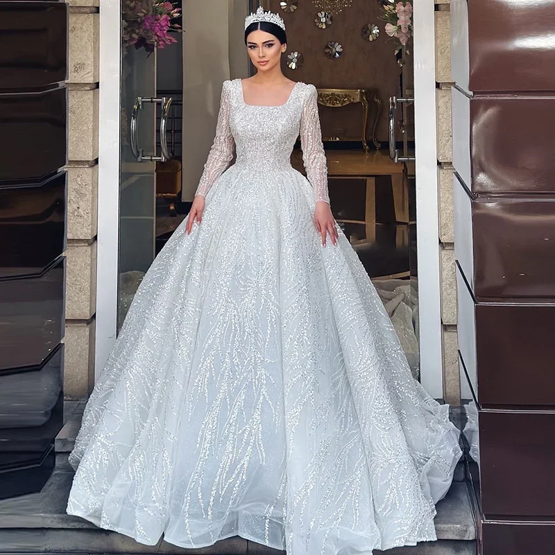 Exquisite Wedding Dress With Embroidery Bead Princess Ball Gown Full Sleeve Square Collar Lace Up Customized Vestido De Novia
Exquisite Wedding Dress With Embroidery Bead Princess Ball Gown Full Sleeve Square Collar Lace Up Customized Vestido De Novia