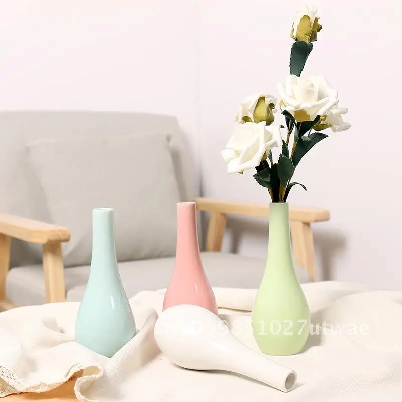 Fresh and simple glass vase decoration, living room dried flower planter, home decoration small accessories
Fresh and simple glass vase decoration, living room dried flower planter, home decoration small accessories