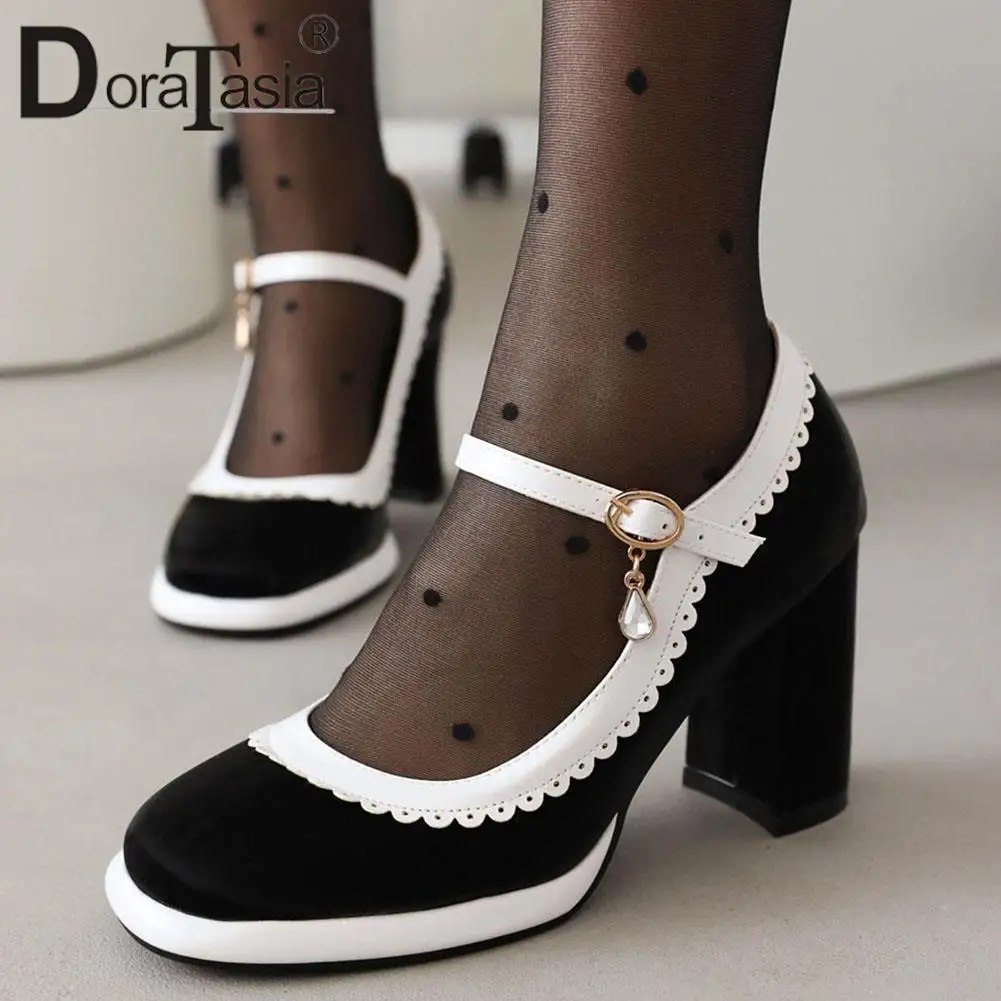 Plus Size 45 New Ladies Platform Mary Janes Pumps Fashion Bow Thick High Heels Pumps Women Party Office Mixed Colors Woman Shoes
Plus Size 45 New Ladies Platform Mary Janes Pumps Fashion Bow Thick High Heels Pumps Women Party Office Mixed Colors Woman Shoes