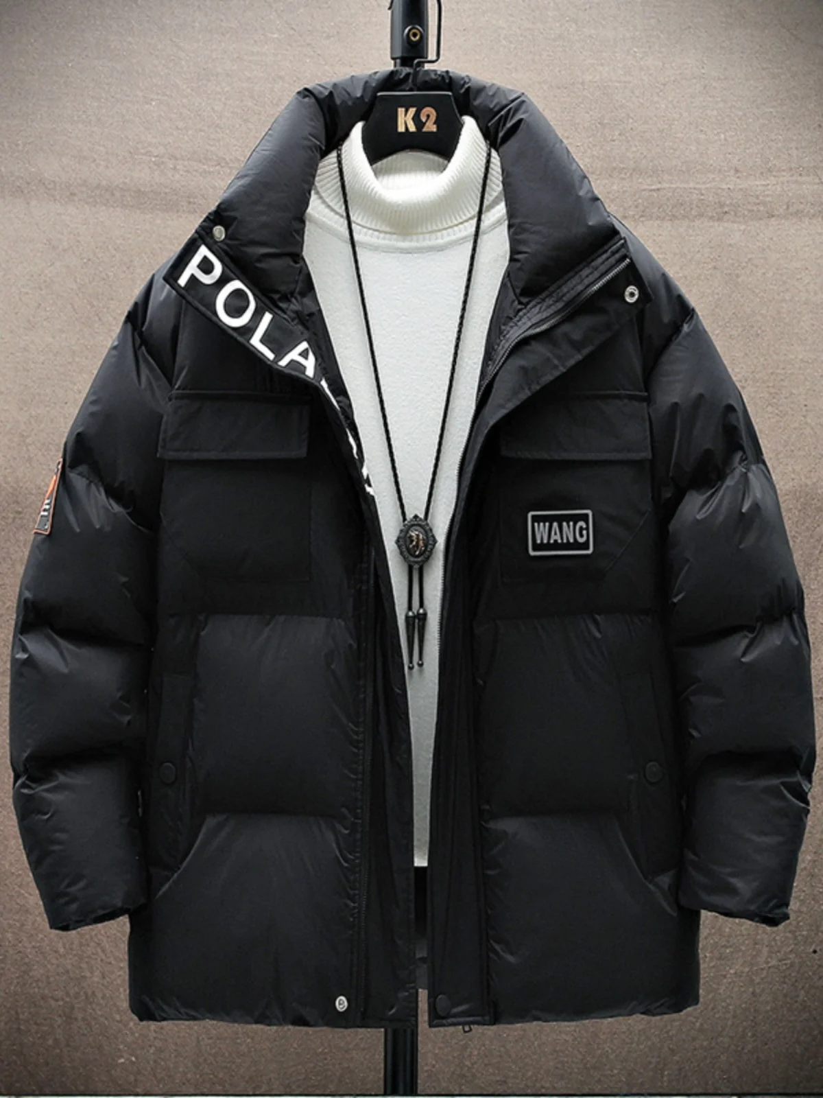 Мужская модная утепленная куртка на флисовой подкладке, свободного кроя, повседневная, зимняя, хлопковая, теплая, из полиэстера, с длинными рукавами, на молнии
Мужская модная утепленная куртка на флисовой подкладке, свободного кроя, повседневная, зимняя, хлопковая, теплая, из полиэстера, с длинными рукавами, на молнии