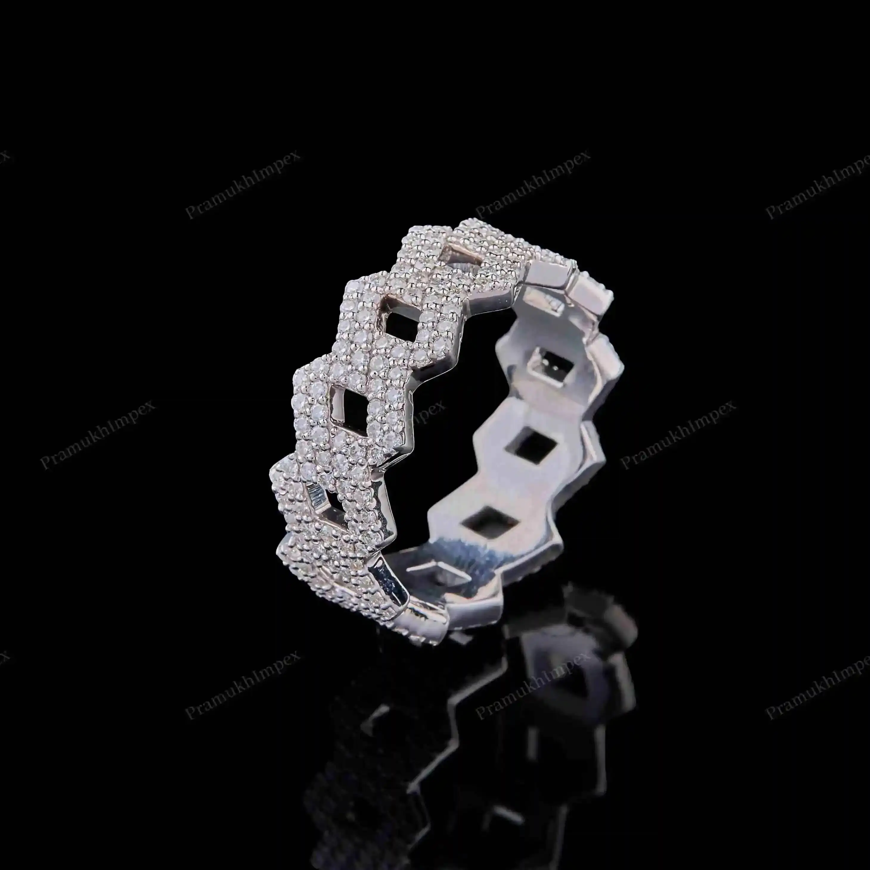 Factory Direct High Quality Hip Hop 925 Sterling Silver Moissanite Iced Cuban Link Ring Rose/Yellow/White Gold Plating Prong
Factory Direct High Quality Hip Hop 925 Sterling Silver Moissanite Iced Cuban Link Ring Rose/Yellow/White Gold Plating Prong
