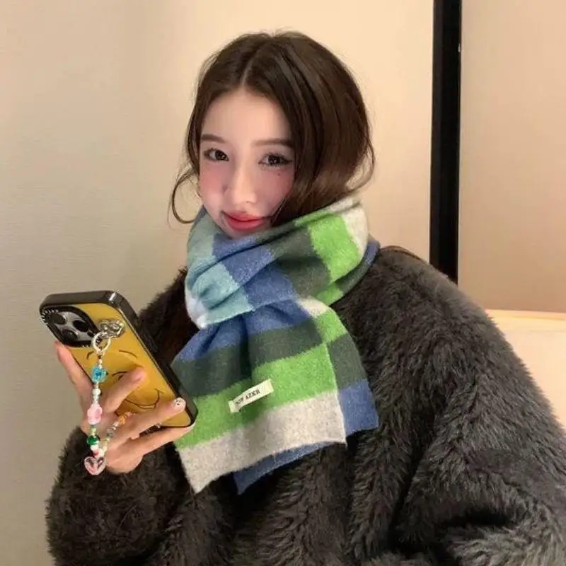 Fashion Multicolor Stripe Scarf Warm Winter Small Narrow Shawl Women Lovely Fashion Casual Scarves For Women Neckerchief Shawl
Fashion Multicolor Stripe Scarf Warm Winter Small Narrow Shawl Women Lovely Fashion Casual Scarves For Women Neckerchief Shawl