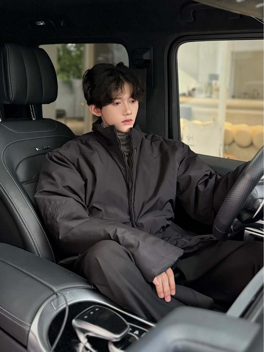 Американская утепленная зимняя куртка-бомбер с хлопковым наполнителем, воротником-стойкой, для мужчин, теплая, молодежная, модная
Американская утепленная зимняя куртка-бомбер с хлопковым наполнителем, воротником-стойкой, для мужчин, теплая, молодежная, модная