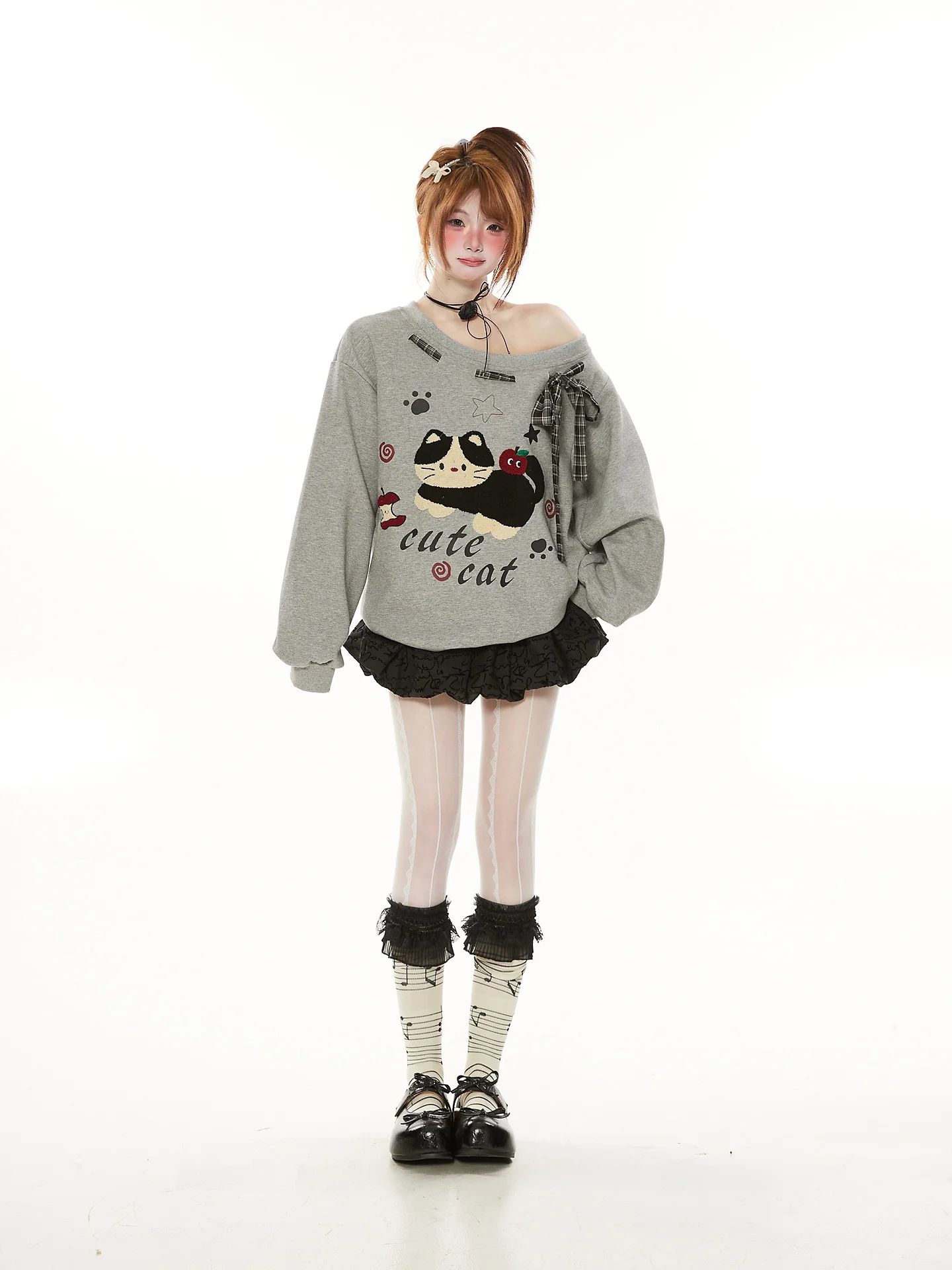 Милый мультяшный свитшот с вышивкой и открытыми плечами, свободного кроя, женский, весенне-осенний, повседневный, с длинными рукавами, из хлопка.
Милый мультяшный свитшот с вышивкой и открытыми плечами, свободного кроя, женский, весенне-осенний, повседневный, с длинными рукавами, из хлопка.