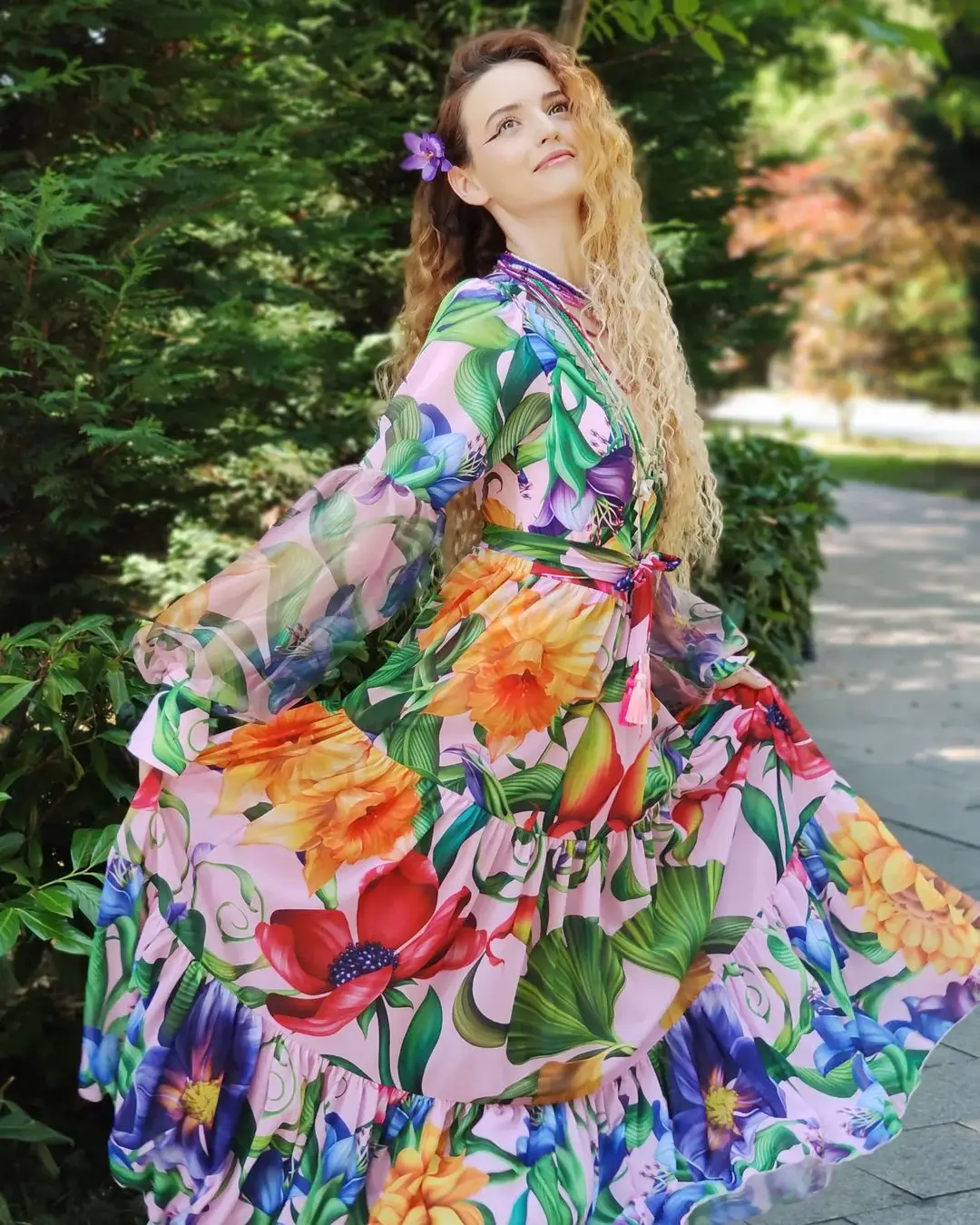 Women's Bubble Mesh Long-Sleeved V-Neck One-Piece Swimsuit with Skirt Beach Swimming Suit Maillot De Bain Femme 2025 New Style
Women's Bubble Mesh Long-Sleeved V-Neck One-Piece Swimsuit with Skirt Beach Swimming Suit Maillot De Bain Femme 2025 New Style