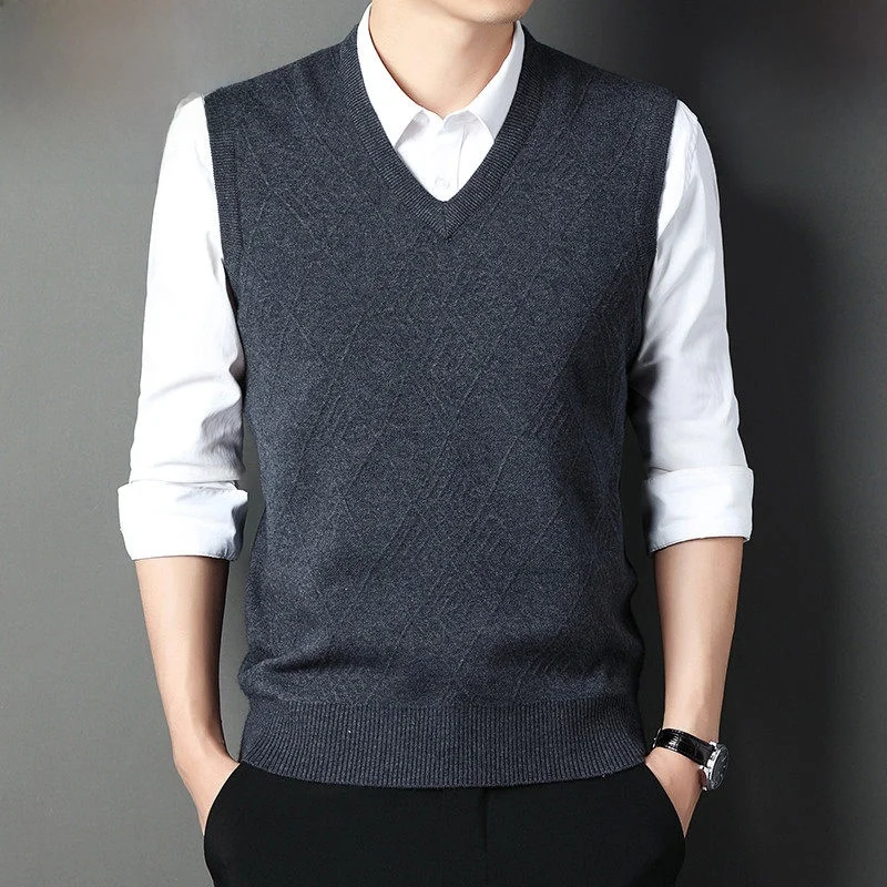 Pierre Cardin Men's Knitted Wool Vest Warm Spring Autumn Dad Sweater Faion Urban Sle V-Ne Casual Wear Polyester Blend
Pierre Cardin Men's Knitted Wool Vest Warm Spring Autumn Dad Sweater Faion Urban Sle V-Ne Casual Wear Polyester Blend