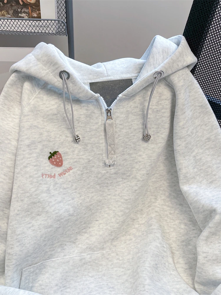 Beautiful Embroidery Half Zipper Hoodie For Women Sweet Casual Loose Hooded Sweatshirt Top Female 2024 Spring Autumn
Beautiful Embroidery Half Zipper Hoodie For Women Sweet Casual Loose Hooded Sweatshirt Top Female 2024 Spring Autumn