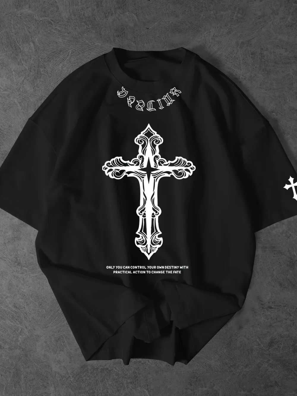 Мужская летняя модная готическая футболка с буквенным принтом и крестом, удобная и дышащая футболка с круглым вырезом, уличный городской топ на высокой улицу
Мужская летняя модная готическая футболка с буквенным принтом и крестом, удобная и дышащая футболка с круглым вырезом, уличный городской топ на высокой улицу